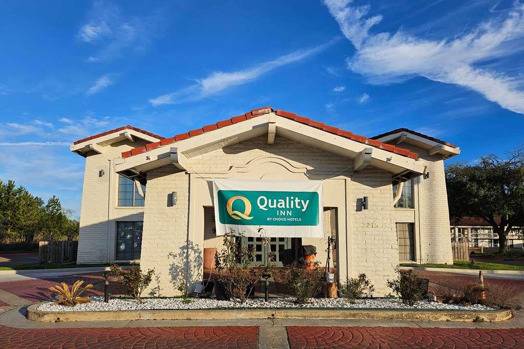 Quality Inn Nacogdoches Near University Exterior photo